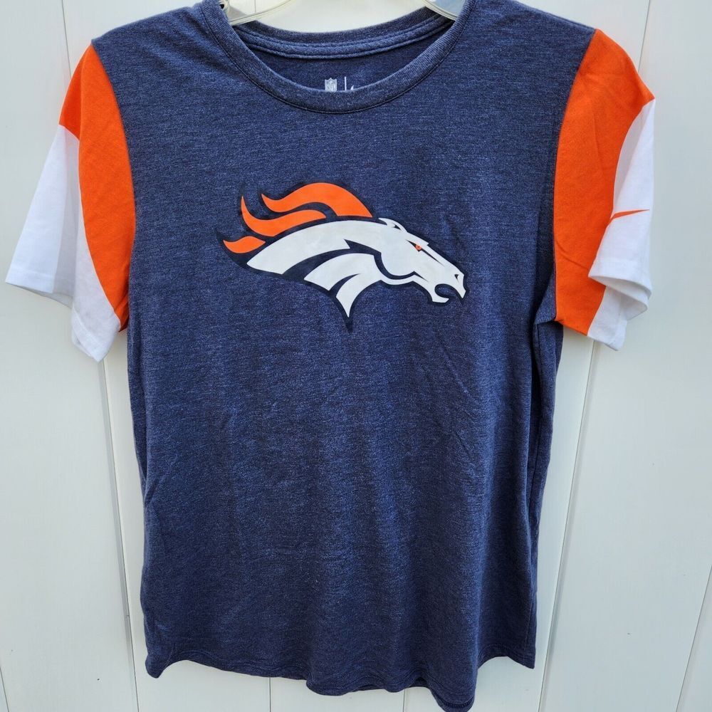 Women’s Nike Tee NFL Team Apparel Denver Broncos Size M Football T-Shirt